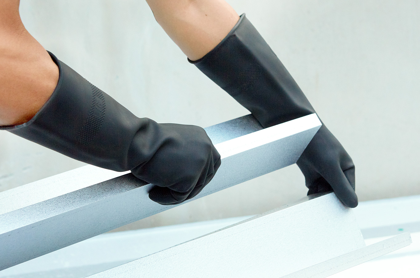 Extra long gloves, latex gloves, rubber gloves, household gloves, protection gloves, general application gloves, liquid protection gloves, flocklined gloves, gardening gloves, cleaning gloves, Sanisilk gloves, soft gloves, comfort gloves, rich flocklined gloves, soft lining gloves, aqua gloves, high grade household gloves, ถุงมือยาง,ถุงมือยางพารา, ถุงมือแม่บ้าน, ถุงมือทำความสะอาด,ถุงมือ flocklined, ถุงมือมีซับใน, ถุงมือยาว, ถุงมือคุณภาพพิเศษ, ถุงมือนุ่มพิเศษ, ถุงมือแม่บ้านเกรดพิเศษ, ถุงมือแม่บ้านแบบหนา, ถุงมือล้างจาน, ถุงมือล้างห้องน้ำ, ถุงมือยางสีดำ, ถุงมือยางอย่างยาว